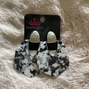Paparazzi earrings